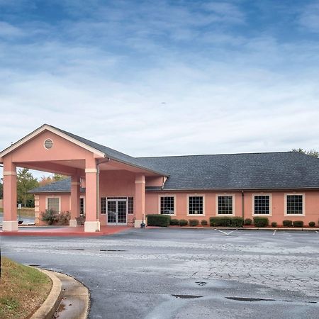 Red Roof Inn & Suites Madison, Ga Экстерьер фото