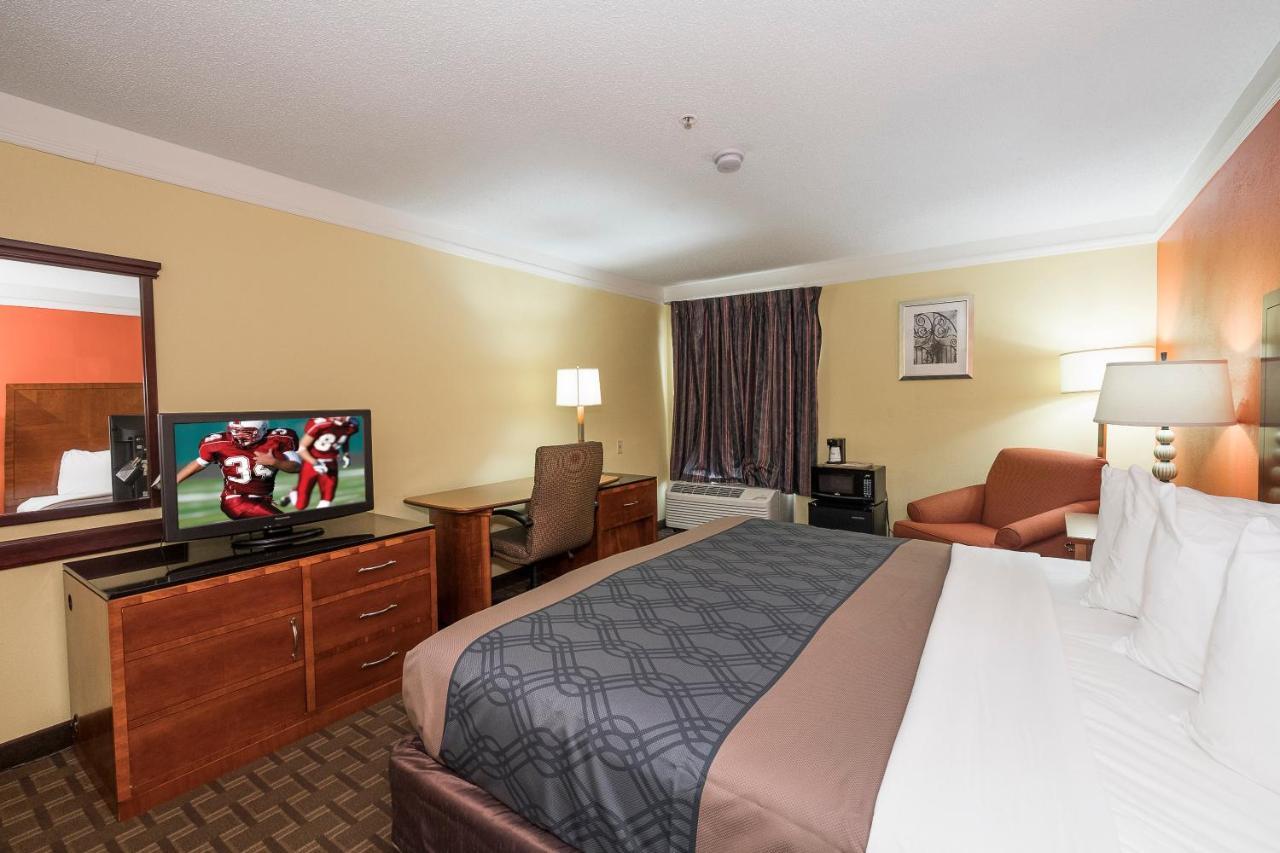 Red Roof Inn & Suites Madison, Ga Экстерьер фото