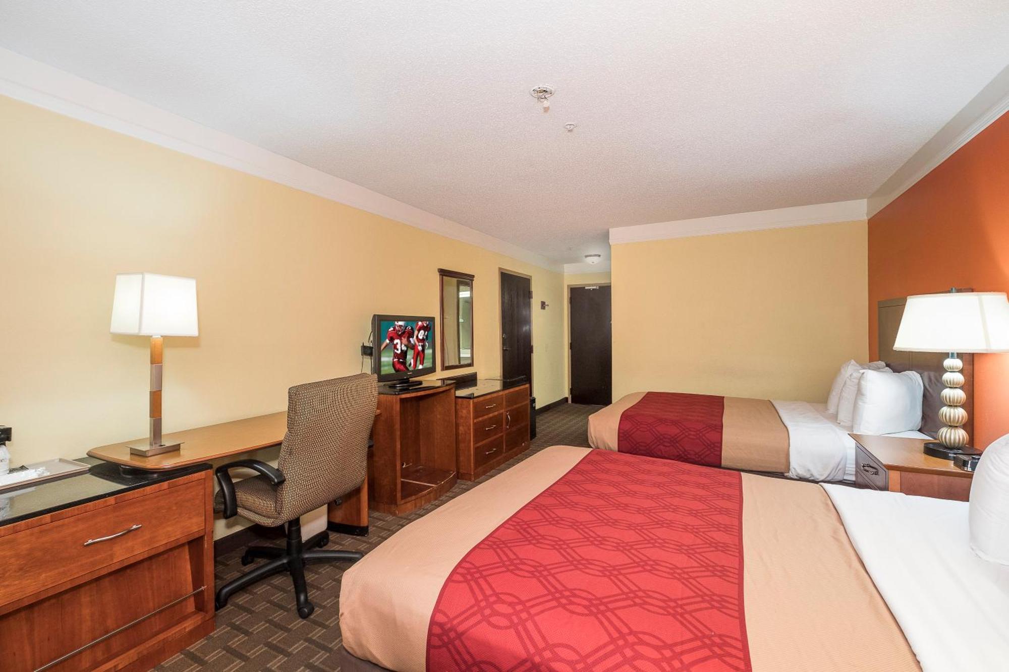 Red Roof Inn & Suites Madison, Ga Экстерьер фото