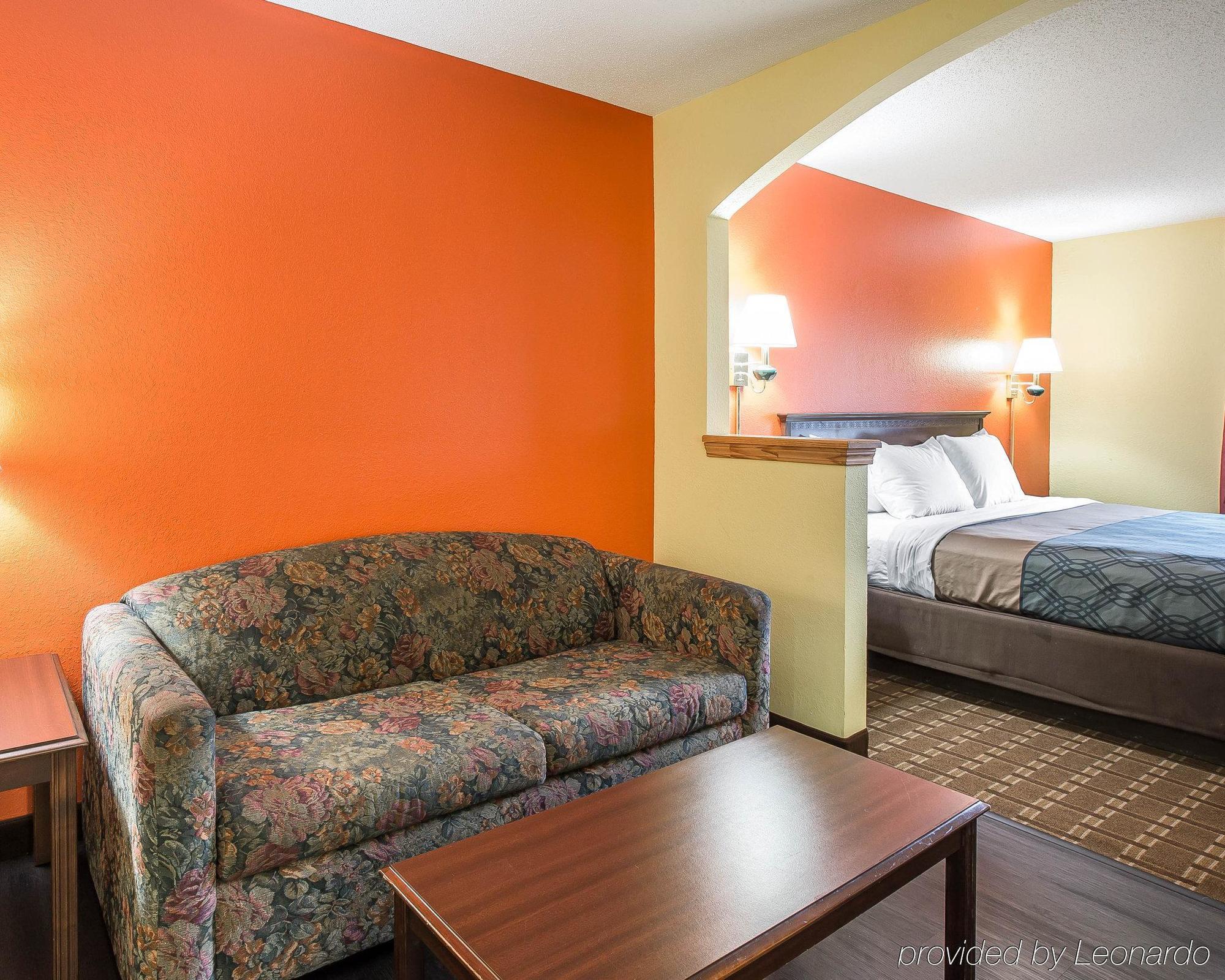 Red Roof Inn & Suites Madison, Ga Экстерьер фото